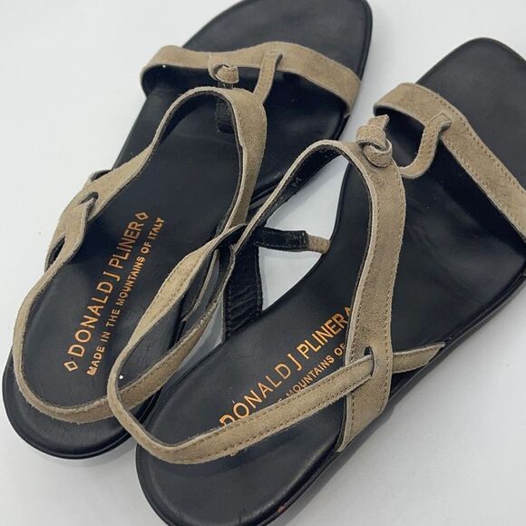 Donald J. Pliner Women Wedge Sandals Suede Stretchy Strap Taupe Heels Size 7.5 - Picture 11 of 15